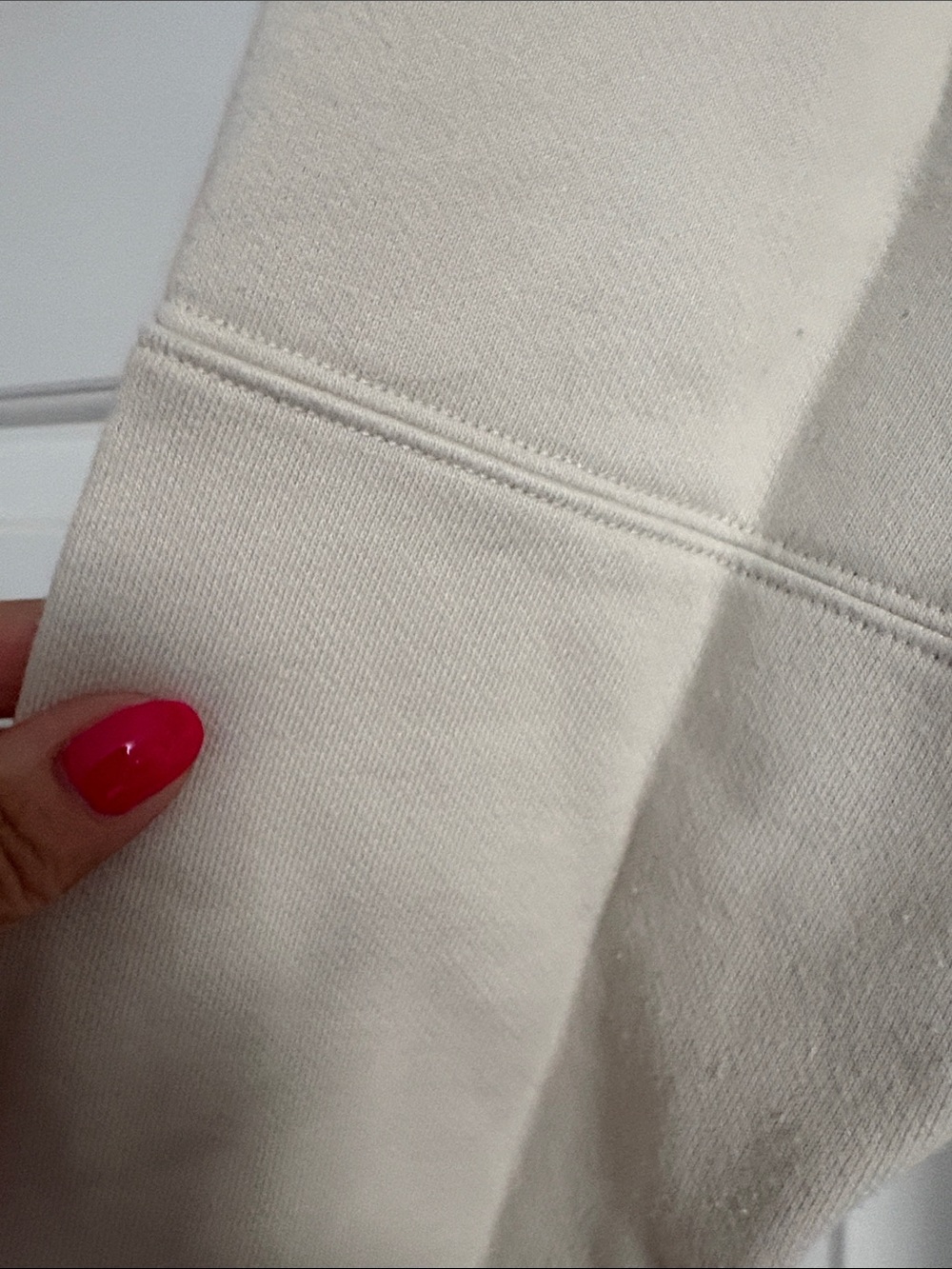 Women’s Alo Cream Hooded Pullover Sweatshirt m - Picture 4 of 7